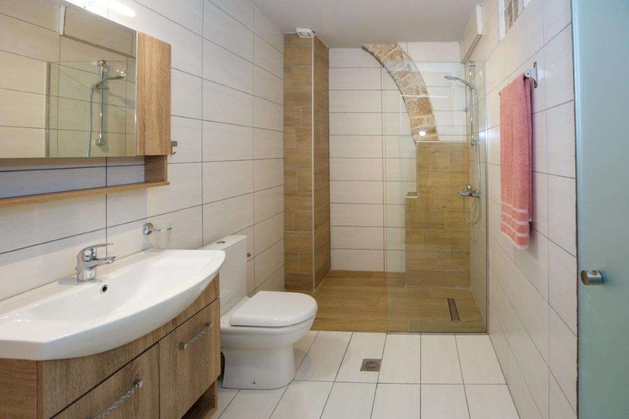 Οniro Comfort Living Ioannina Exterior foto