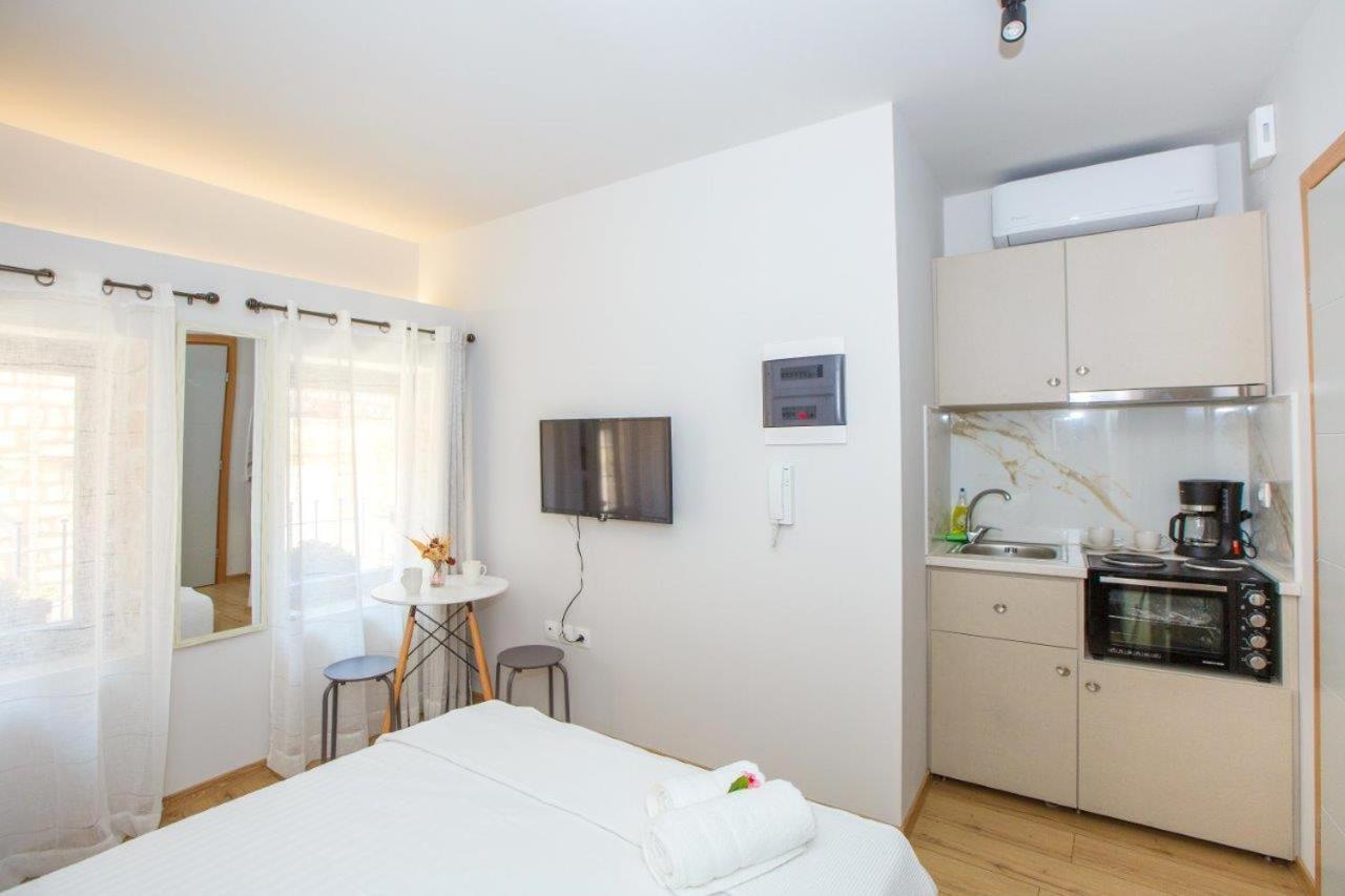 Οniro Comfort Living Ioannina Exterior foto